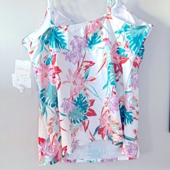 RAISINS CURVE Plus Size Printed Buzios Aries Twist-Front Tankini Swim Top - Picture 9 of 11